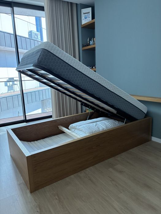 Cama individual carvalho