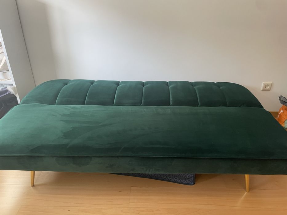 Sofá-cama de veludo