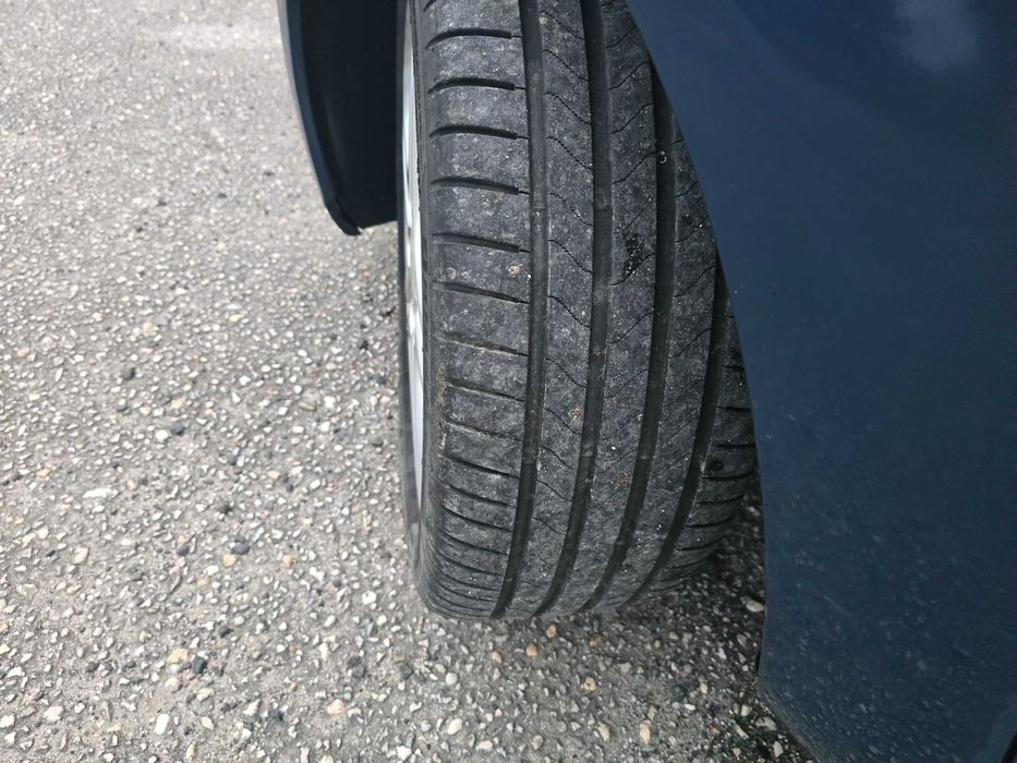 Kia Ceed 1.6 CRDi em bom estado