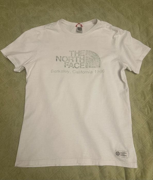 Футболка the north face