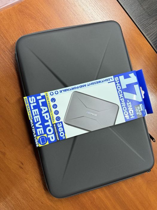 Чохол протиударний для ноутбука 17 дюймів Remax BAG-03