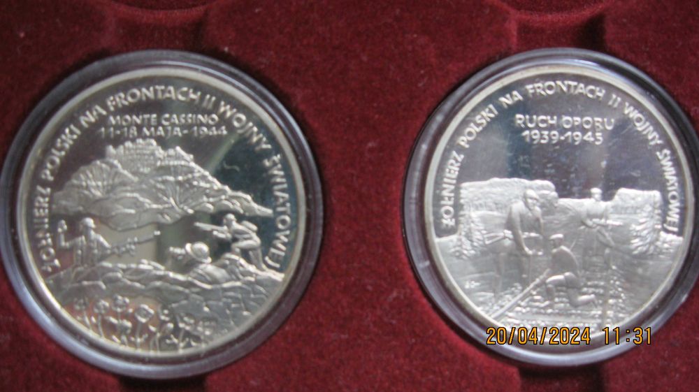 Srebrne monety super kolekcja.