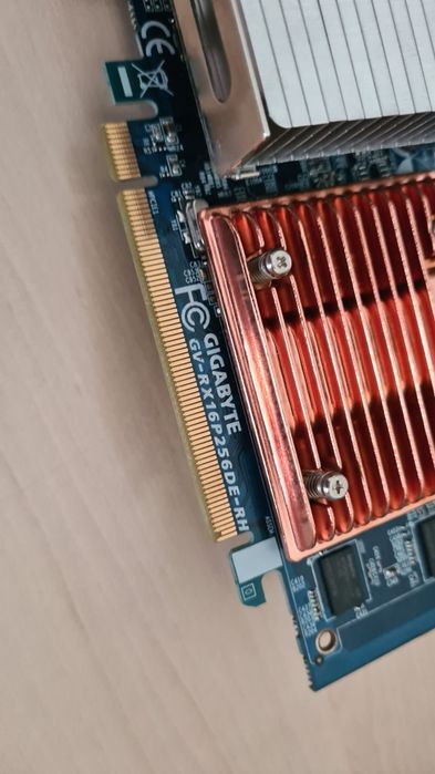 Karta graficzna Gigabyte GV-RX16P256DE-RH