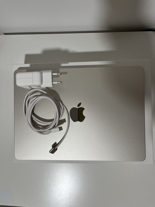 MacBook Air M4 '13 256GB64737766159618122
