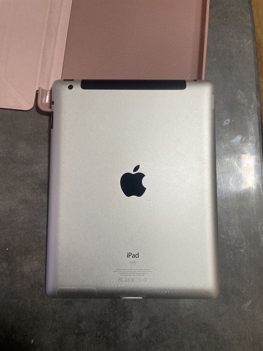 Apple ipad 3 64gb wi-fi + 4g у чудовому стані