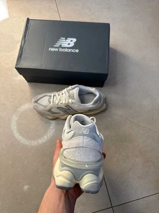 New Balance 9060 Sea Salt Concrete R.43