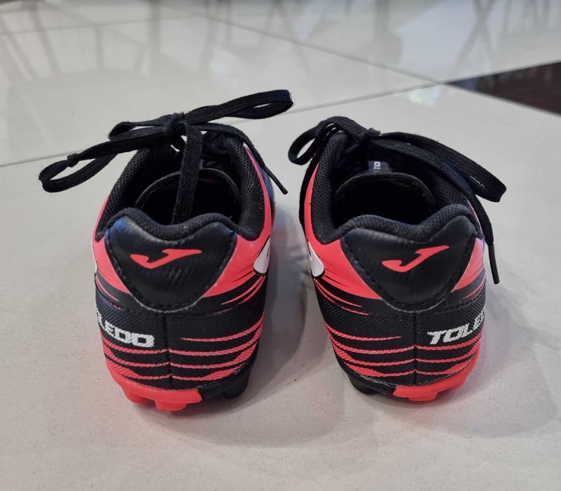 Buty piłkarskie korki chłopięce rozmiar 32