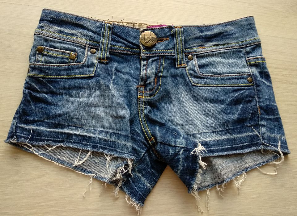 Calções ganga Bershka