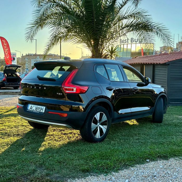 Volvo XC 40 1.5 T5 PHEV Momentum Plus foto 4