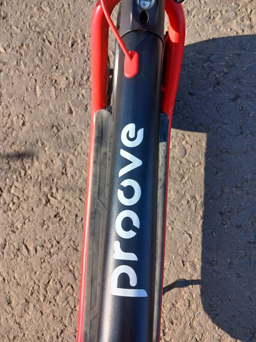 Електросамокат Proove Model Urban App 450W