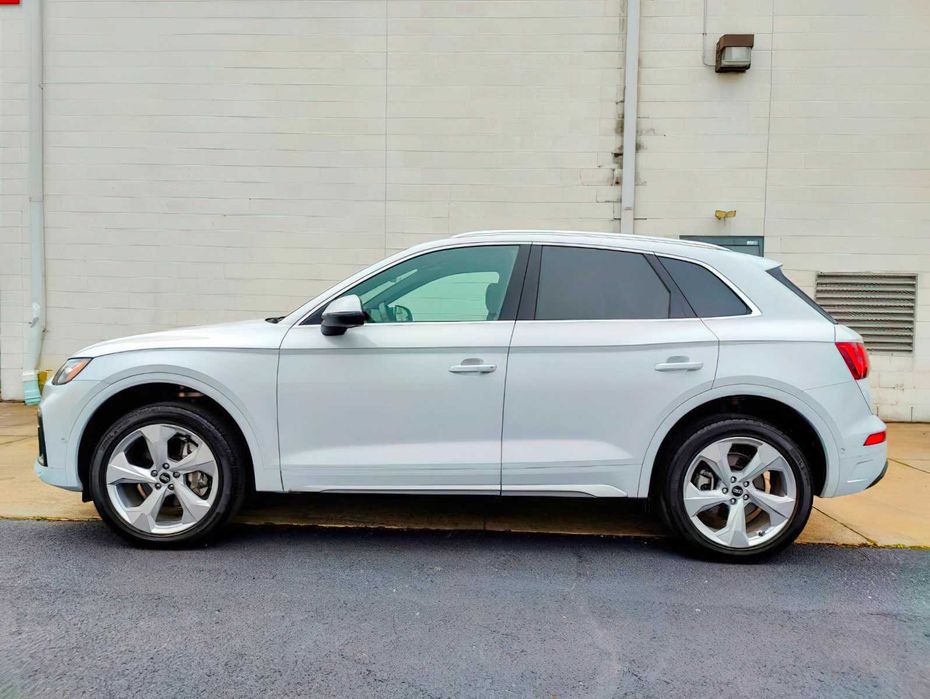 Audi Q5      2021