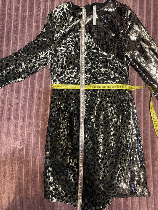Сукня asos в паєтках