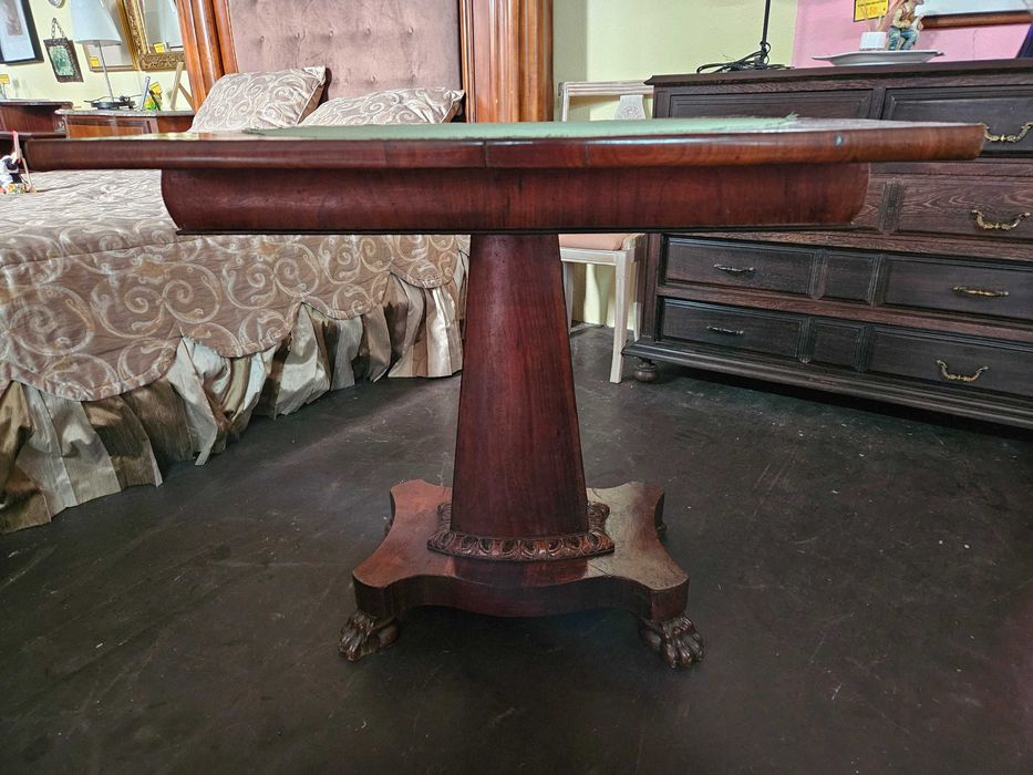 Consola antiga / Mesa de jogo - Bom estado geral