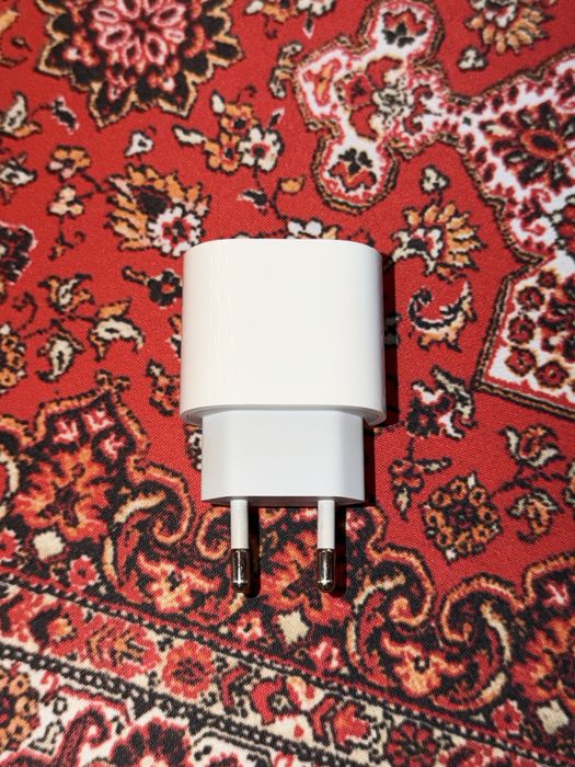 Зарядний блок Apple 20w
