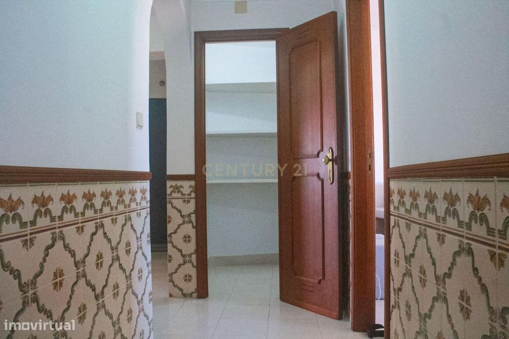Apartamento T3 em Queluz, Sintra com Vista