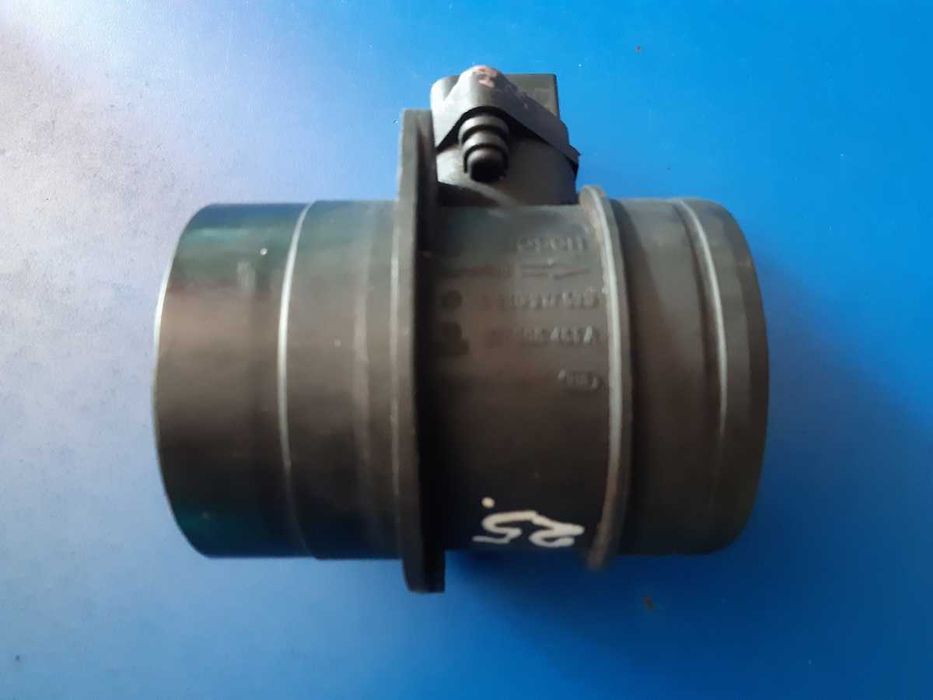 Przepływomierz miernik masowy powietrza 2.3V5 Vw Passat B5 071906461A 0280217529