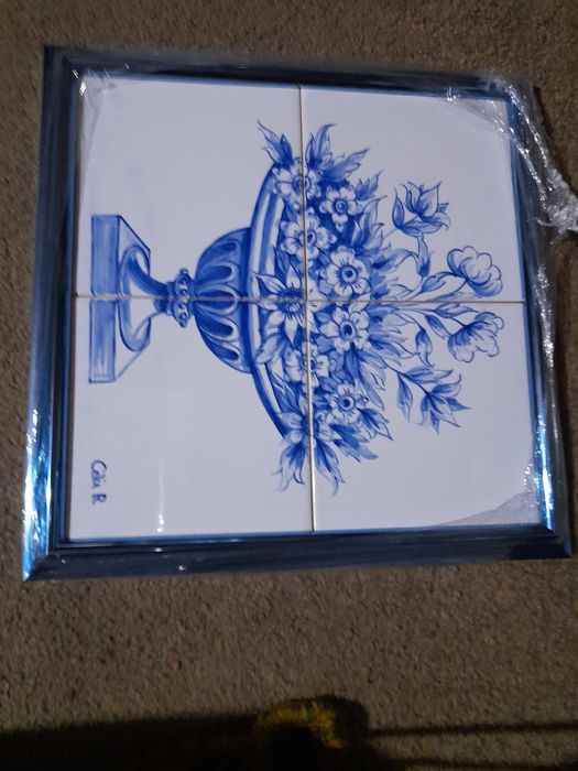 Painéis de azulejos pintados a mao