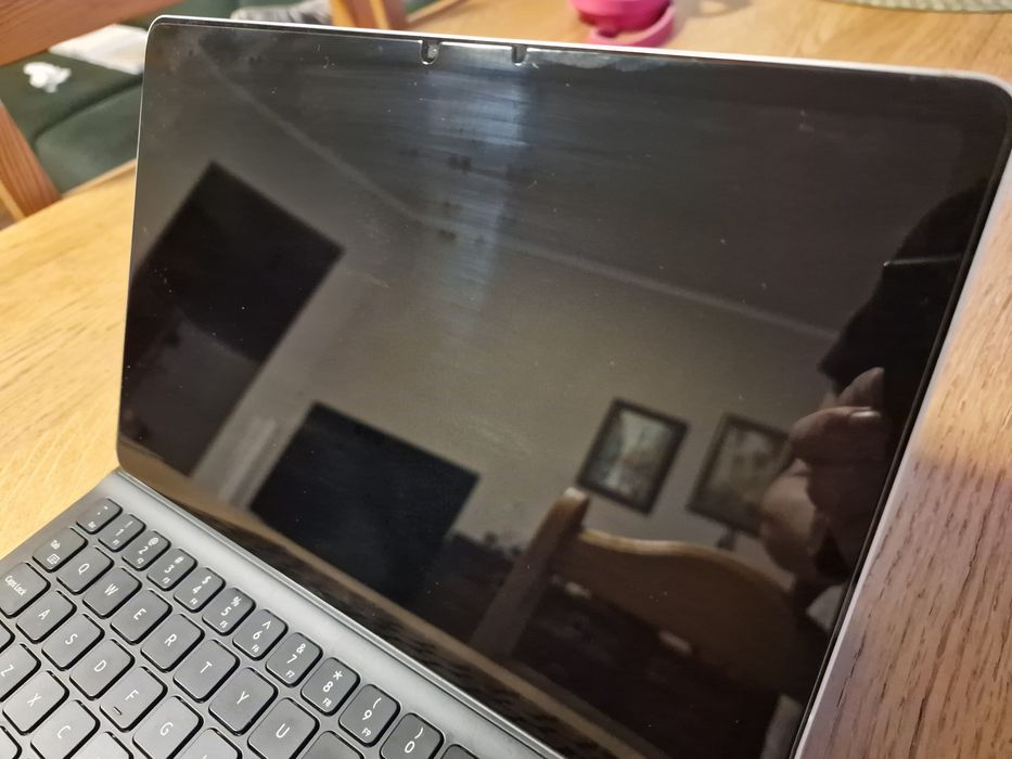 Tablet Samsung Tab S8 + Etui z klawiaturą