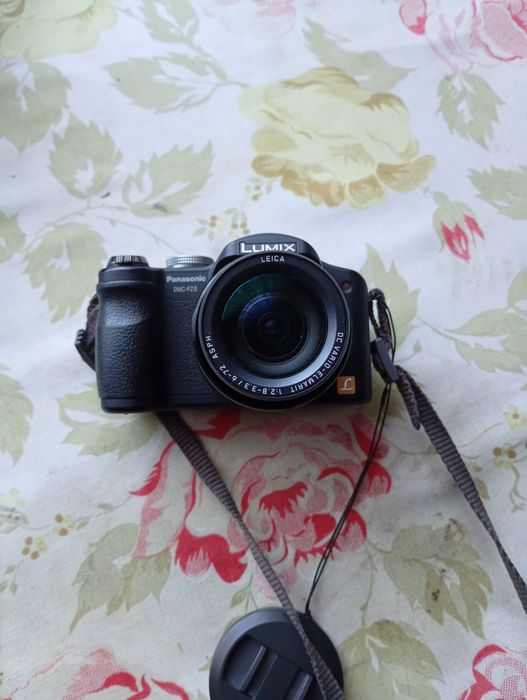 Aparat Lumix DMC-FZ8