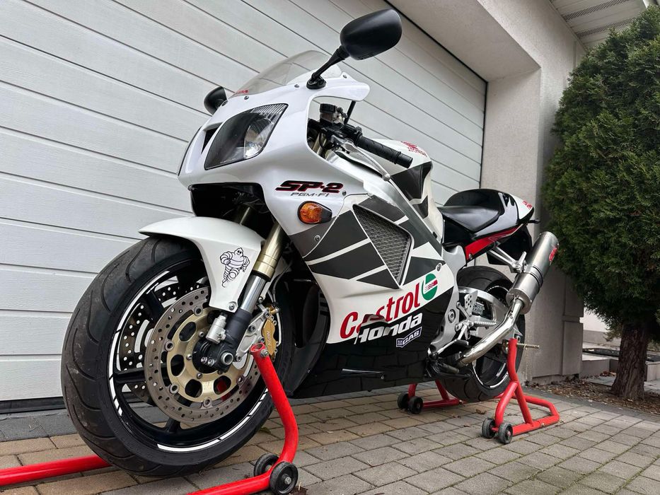Honda VTR Sp1 Sp2 6.900km przebieg