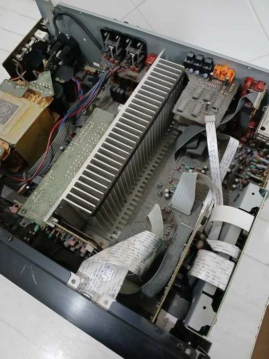 PEÇAS Amplificador Yamaha RX-V596RDS 100W 5.1 Avariado