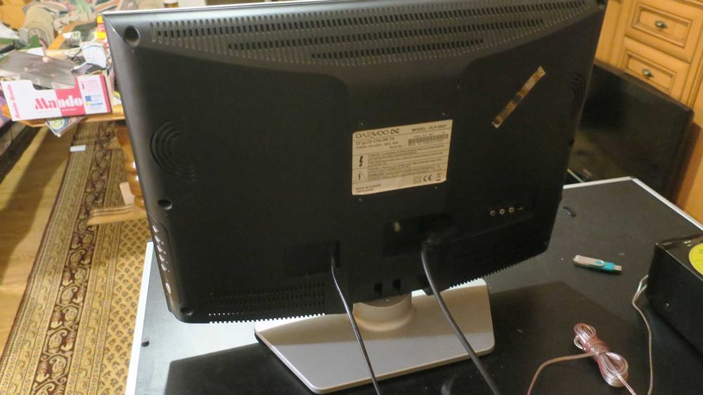 Telewizor Daewoo  Dlp 20D7 20 cali pilot