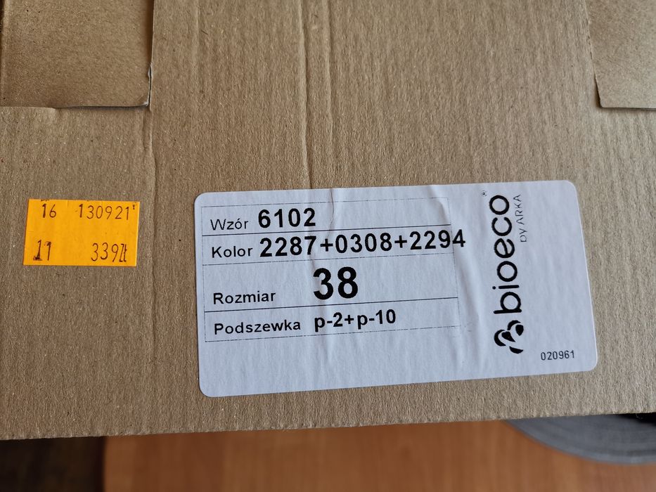 Sneakersy damskie firmy Bioeco rozmiar 38