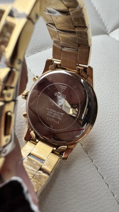 Sprzedam nowy oryginalny damski zegarek Guess