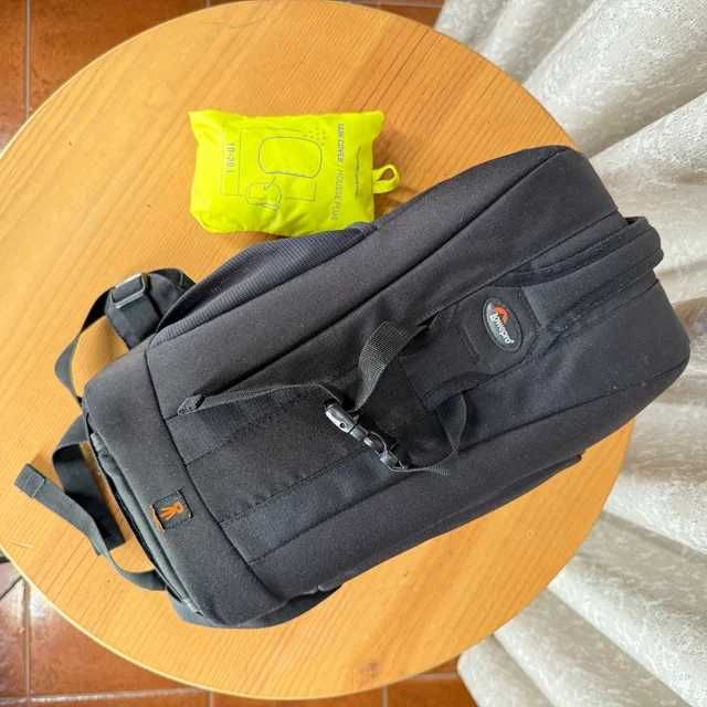 Mochila Lowepro Preta