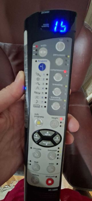 Fotel Human Touch  - 1650 do masażu rozkładany 8 programów