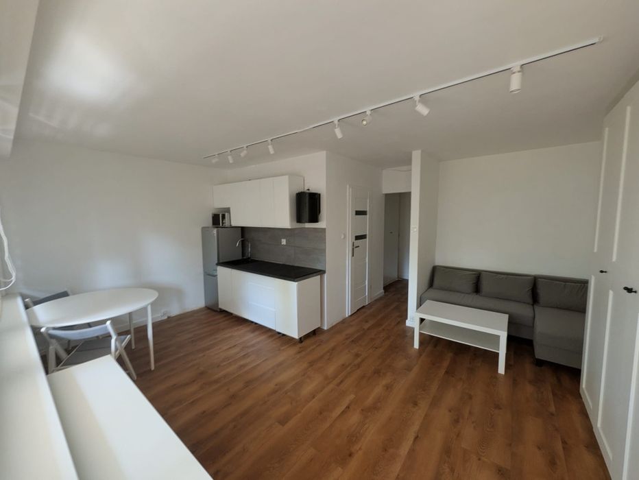 Wynajem kawalerki 30 m² w Grodzisku Mazowieckim przy ul. Kopernika, do negocjacji, możliwość wynajęcia garażu