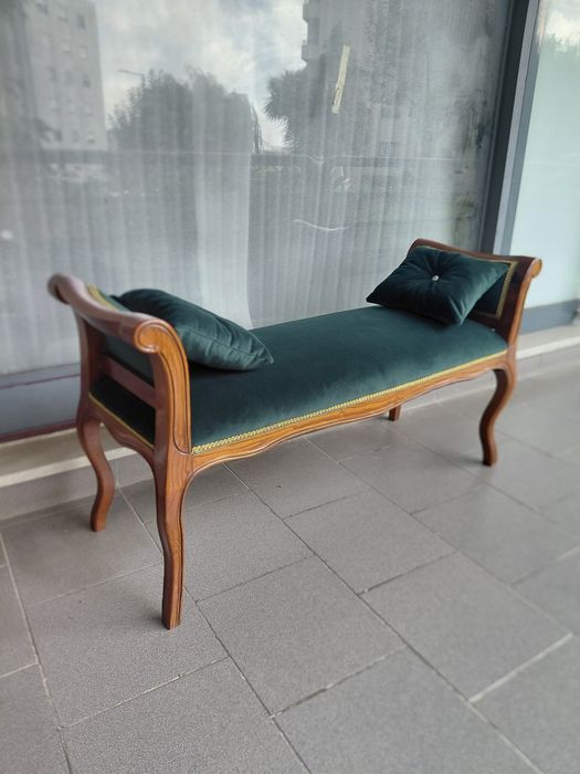 Banqueta estofada de novo