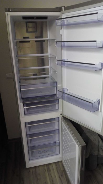 Akcesoria - szuflady, półki, balkoniki do lodówki Beko, Grundig