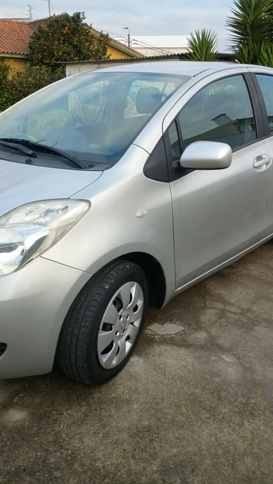 Tayota Yaris 1000VVTI foto 3