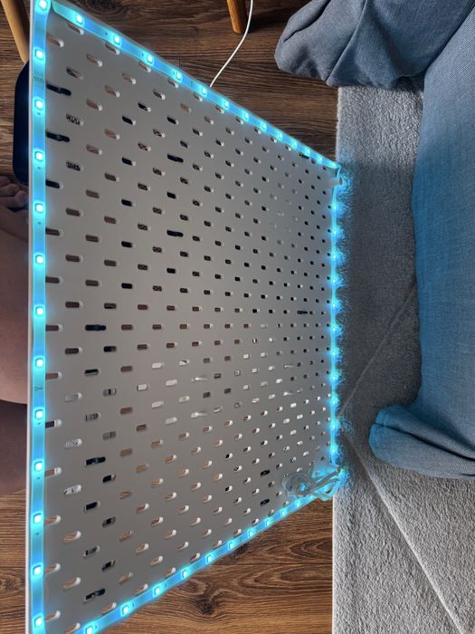 Ikea Skadis tablica z LED