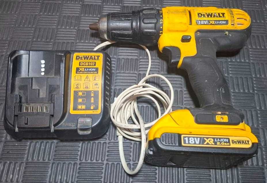 Дрель-шуруповерт DeWALT DCD771, аккумулятор, зарядка, кейс