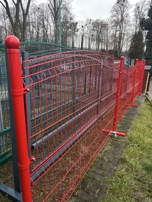 Ogrodzenia panelowe łukowe fala