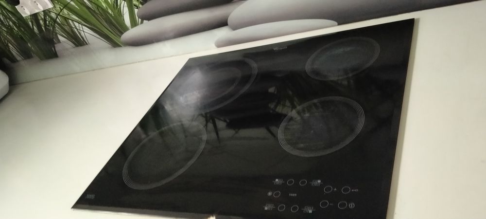 Płytka elektryczna Whirlpool czarna