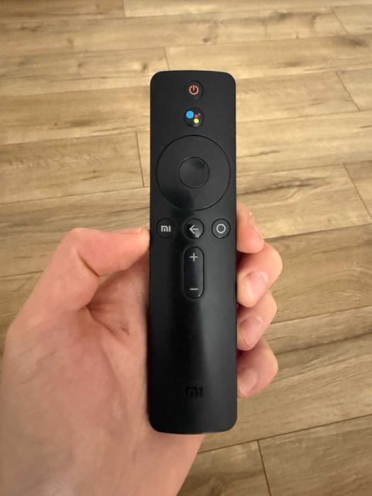 4K Телевізор Xiaomi Mi TV 4S 55" + настінне кріплення