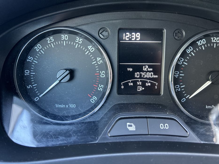 Skoda Rapid Spaceback 1.6Tdi 90cv - 107.000kms