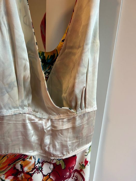 Jasna sukienka Monnari