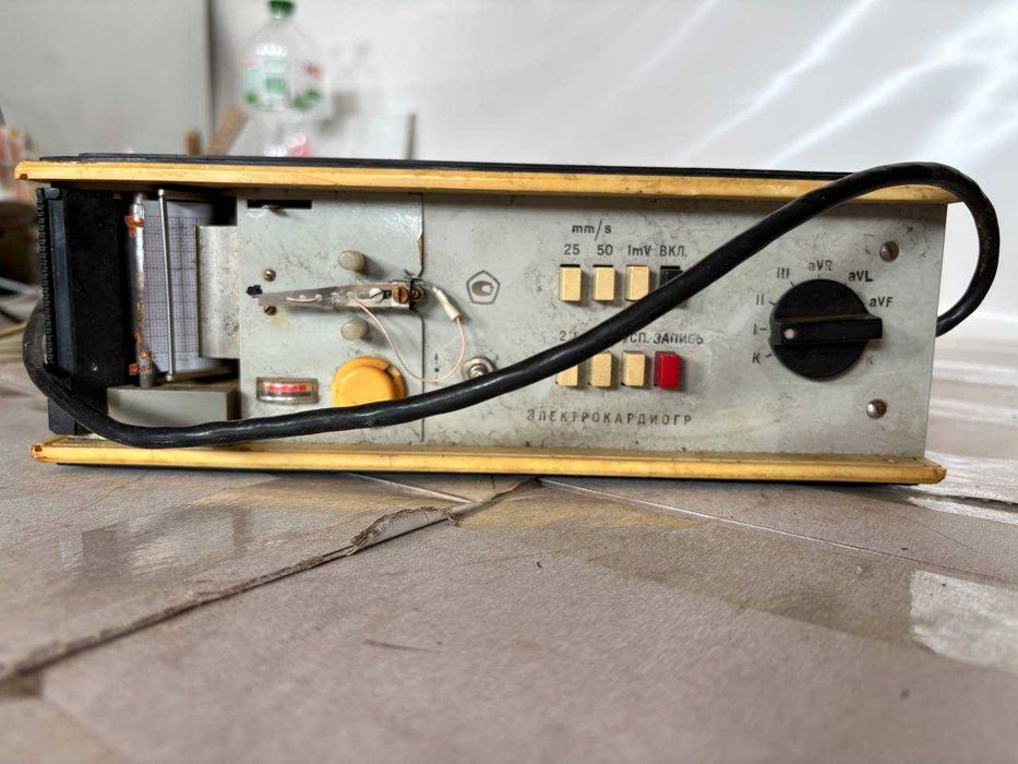 електрокардіографи