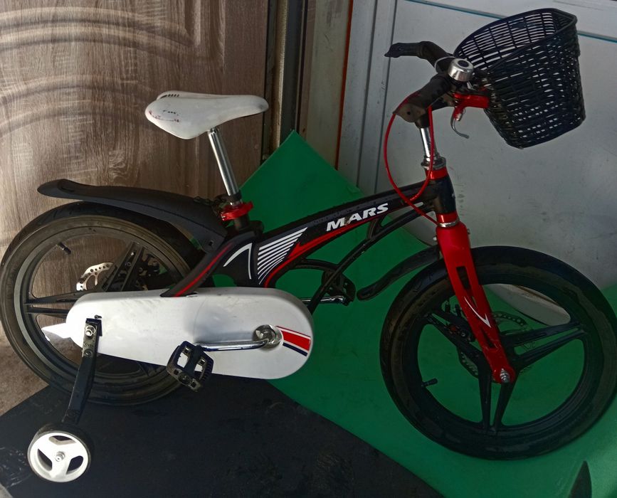 Продам дитячий велосипед Mars  на 18 дюймів магнієві рама супер легкий