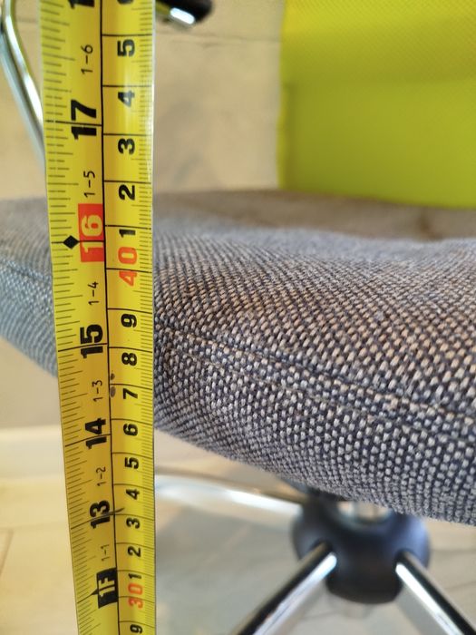 Krzesełko BRW do biurka