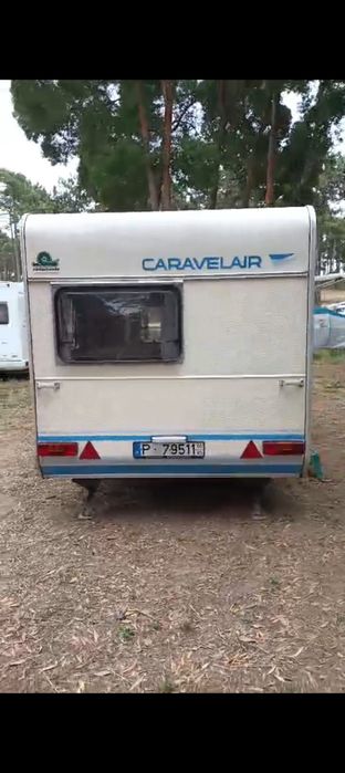 Negociável - Caravana leve e equipada 3.95m  Excelente estado!