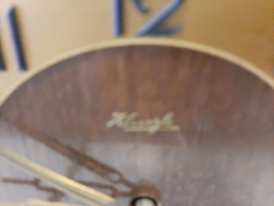 Lindo relógio de mesa antigo KIENZLE