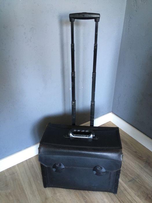 Parat walizka skórzana narzędziowa serwisowa na kółkach