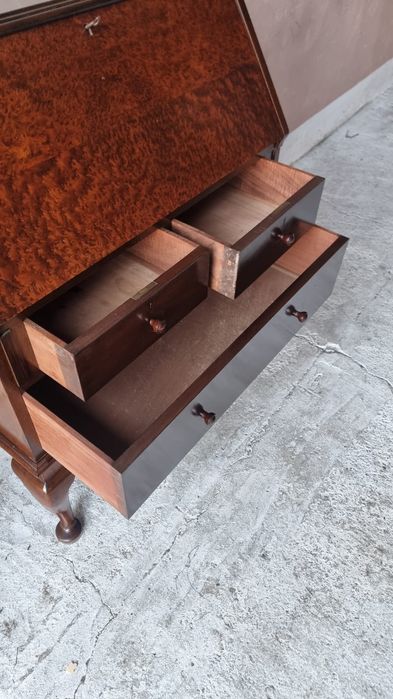 Sekretarzyk Chippendale