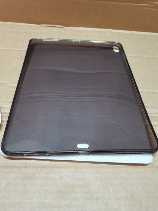 Etui z miękkiego plastiku dla iPad Pro 12,9" (2018)