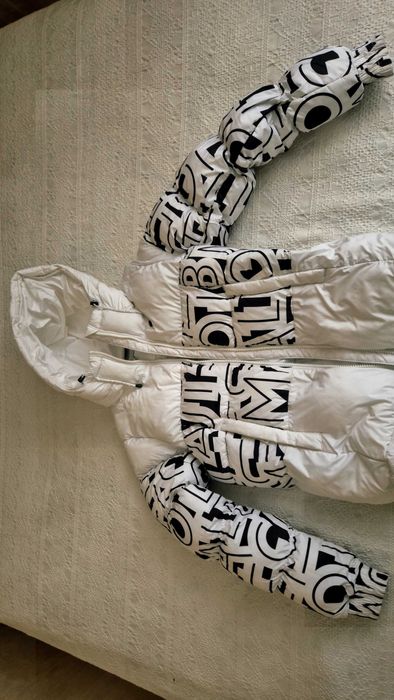 Куртка зимна  женська можливо детям